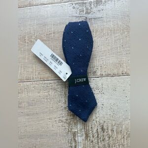 NWT J. Crew Navy Men’s Blue Polka Dot Bow Tie 100% Silk Vintage Classy Formal